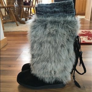 Muk luk Leela Knee high Boots 9